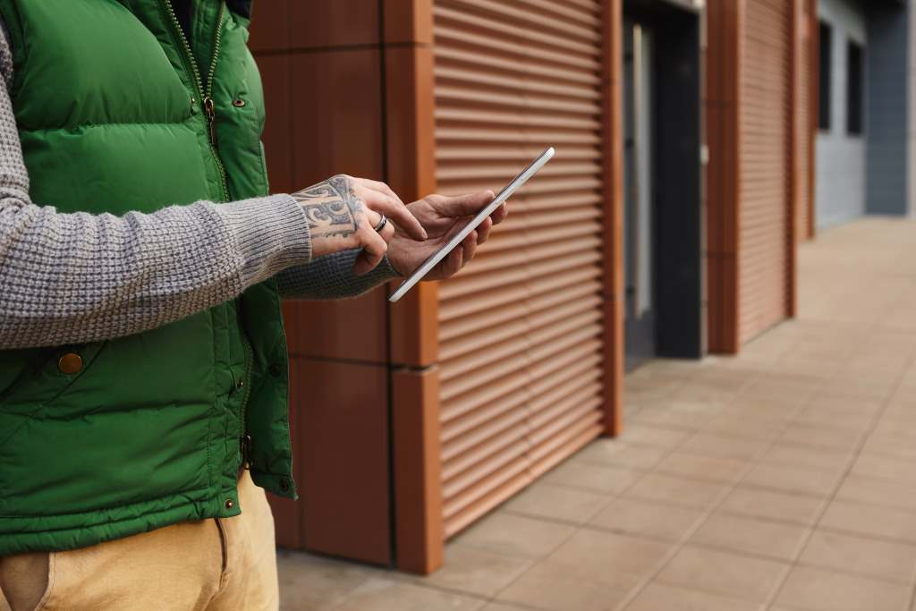 Why Choose a Smart WiFi Garage Door Opener