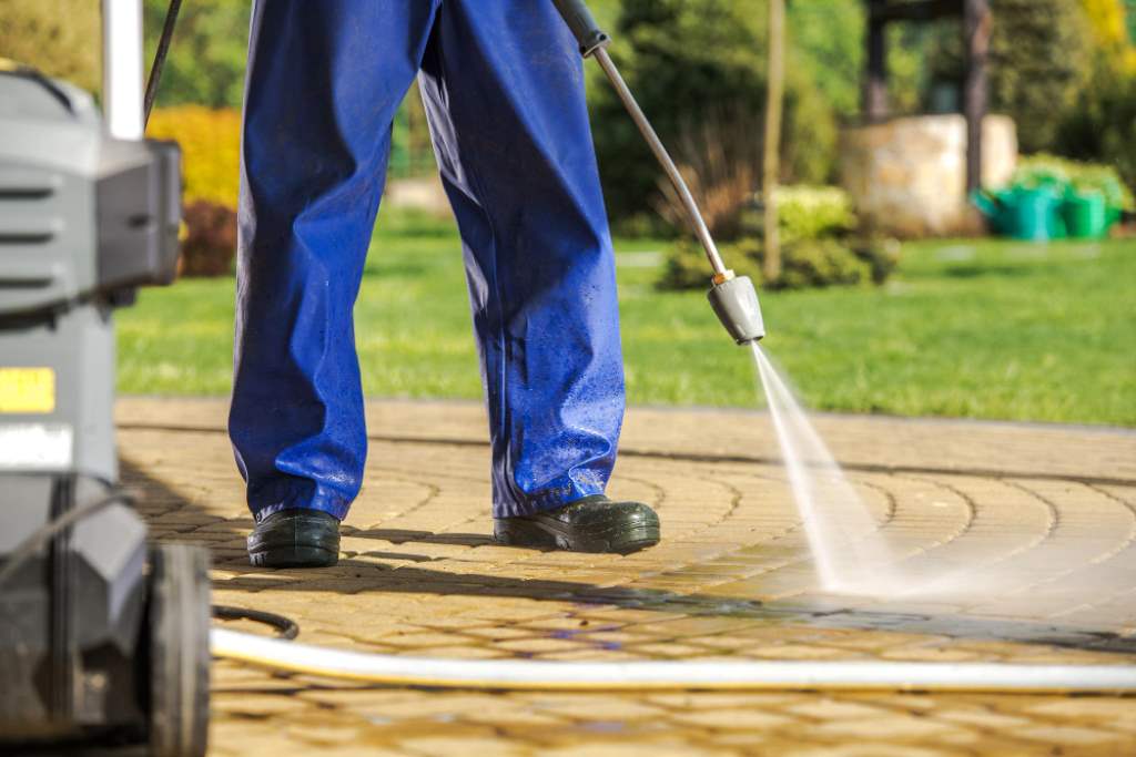 The Best Pressure Washer for Cleaning Siding and Driveways