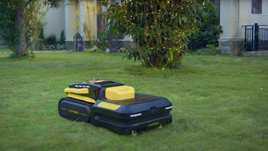 Yarbo Robot Lawn Mower for Gardens with Multiple Zones