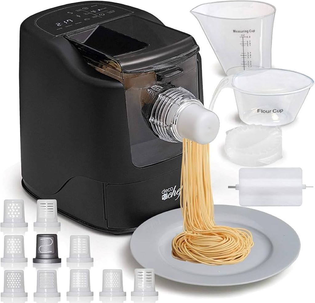 Deco Chef automatic pasta maker producing fresh homemade pasta